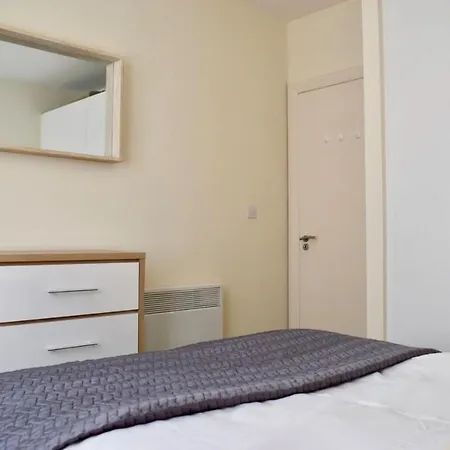 Modern Grand Canal 2bed 2bath Apt * Dublin