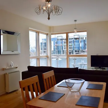 Modern Grand Canal 2bed 2bath Apt Apartment *