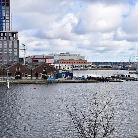 Modern Grand Canal 2bed 2bath Apt Dublin
